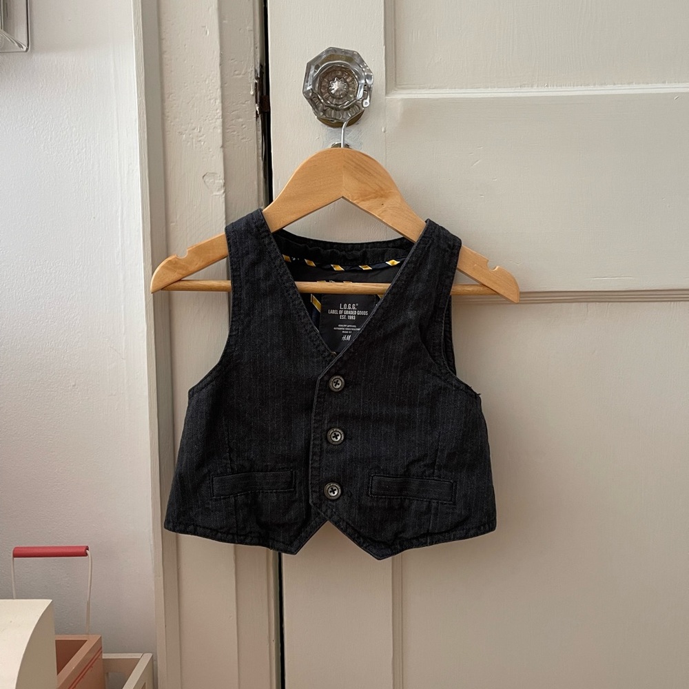 H&M baby vest.